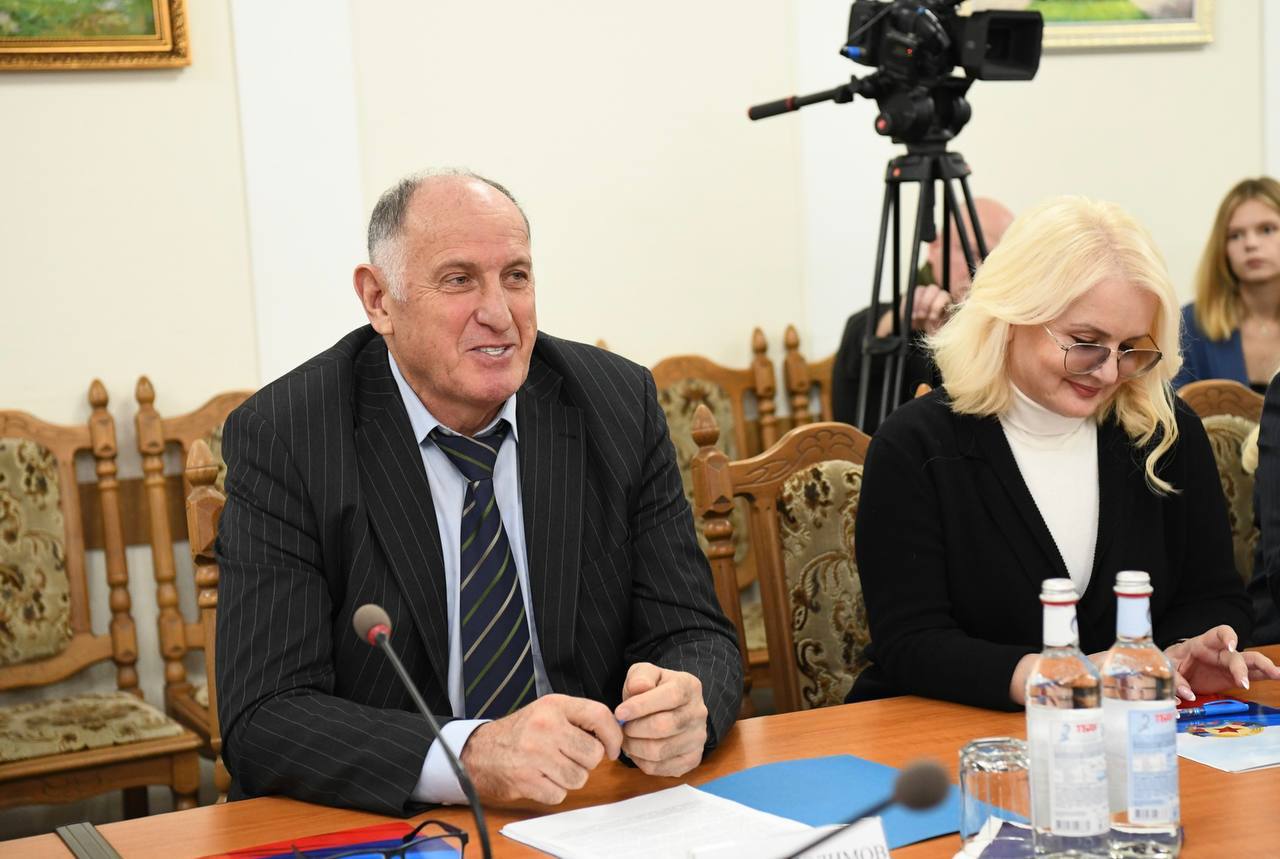 Дагестан и ЛНР подписали соглашение о сотрудничестве между правительствами регионов