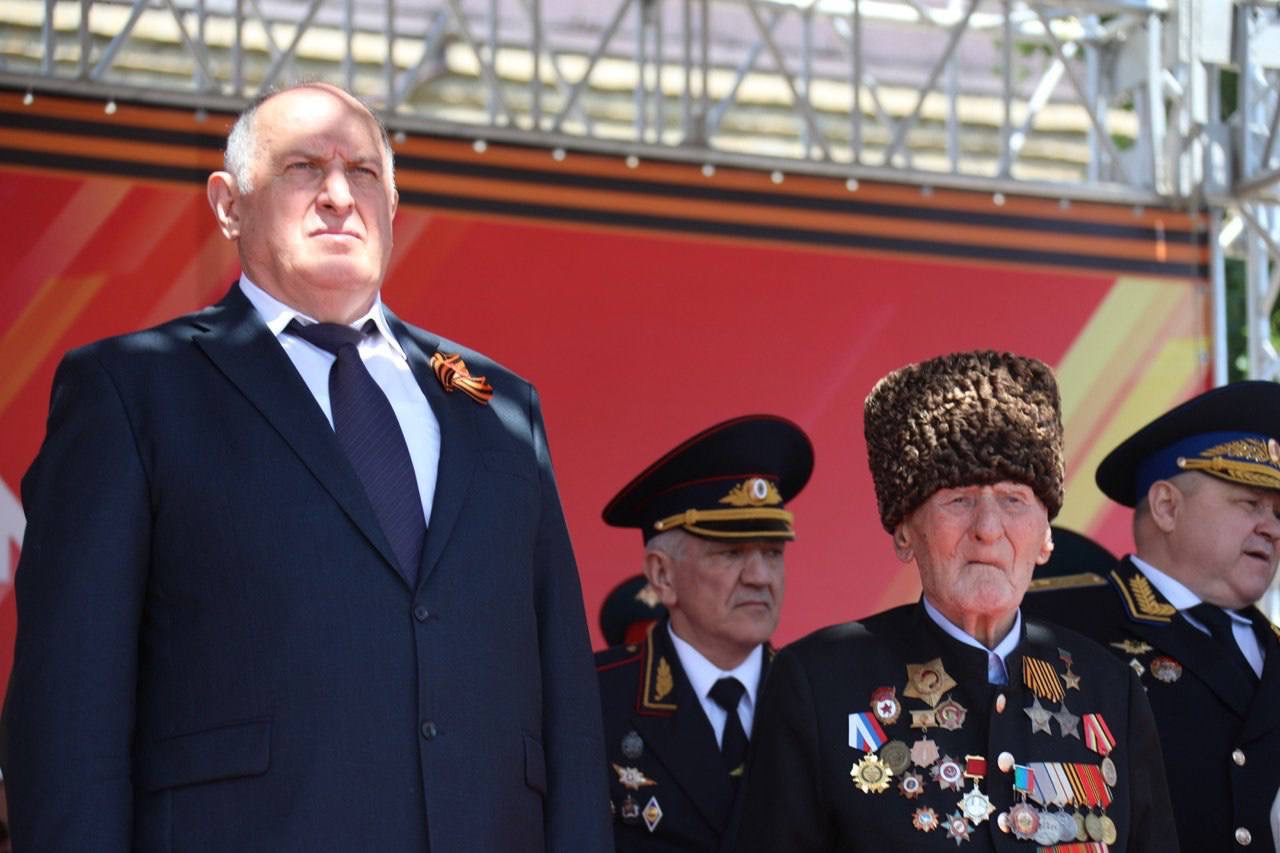 Абдулмуслим Абдулмуслимов поздравил Героя РФ Ибрагим-Пашу Садыкова с днём рождения