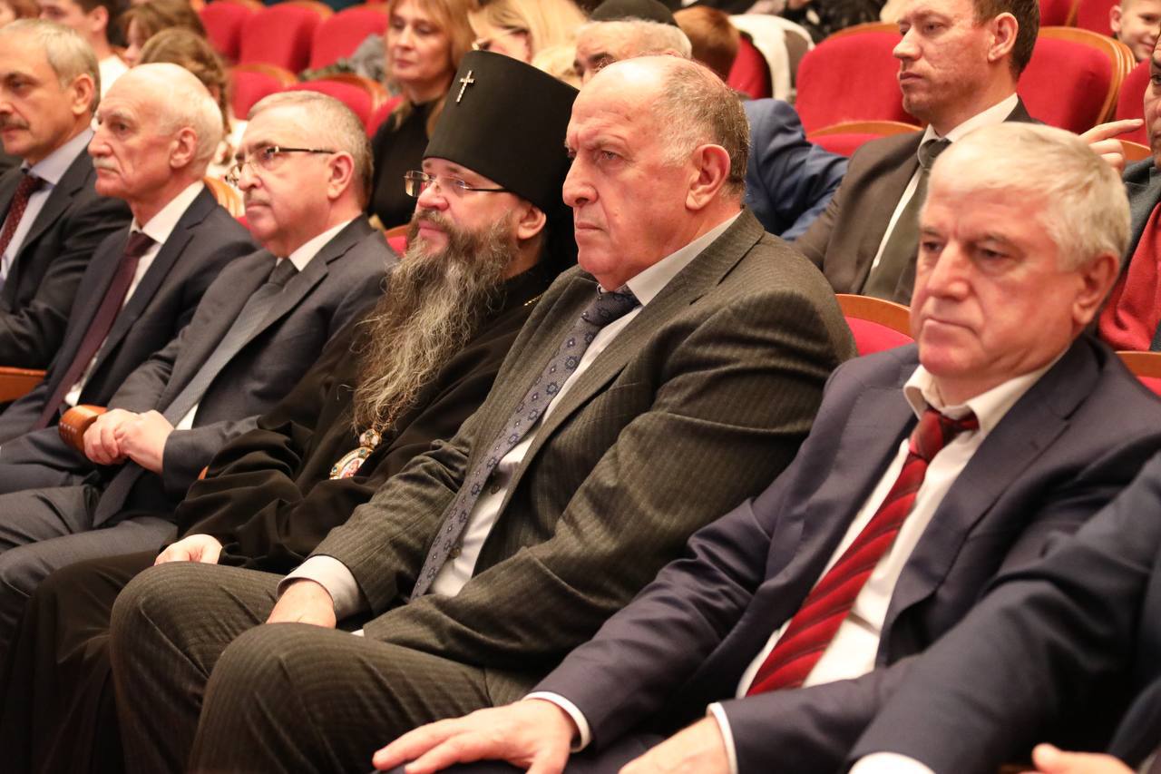 Абдулмуслим Абдулмуслимов принял участие в праздновании Рождества Христова в Махачкале
