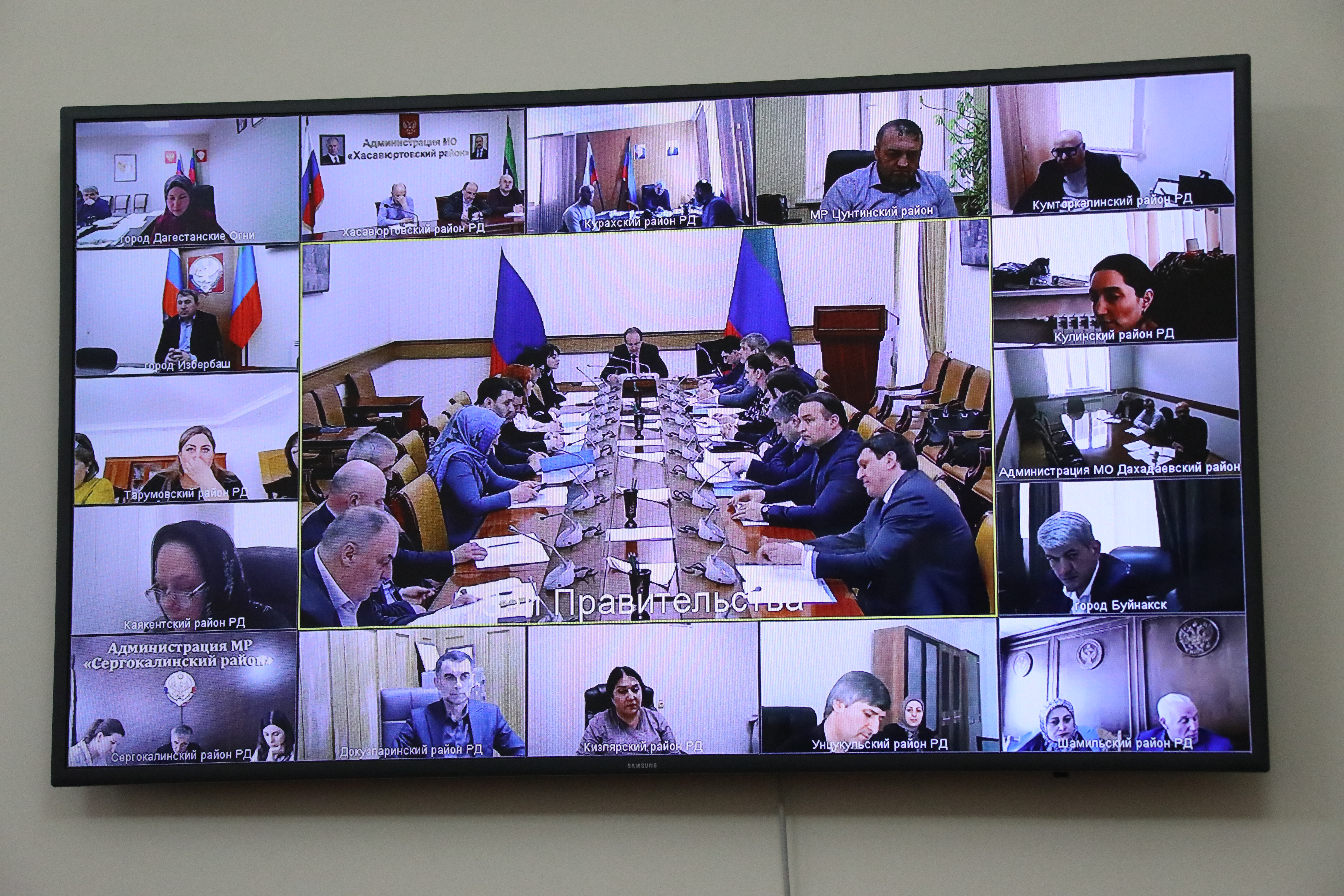 Заседание комиссии по делам несовершеннолетних и защите их прав прошло в Махачкале