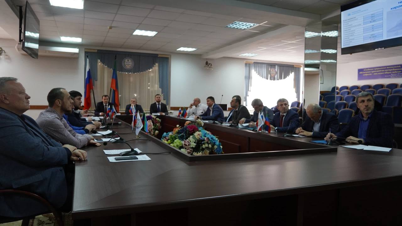 Практический семинар по применению БПЛА прошел в ДГТУ по итогам бизнес-миссии Дагестана в Беларусь