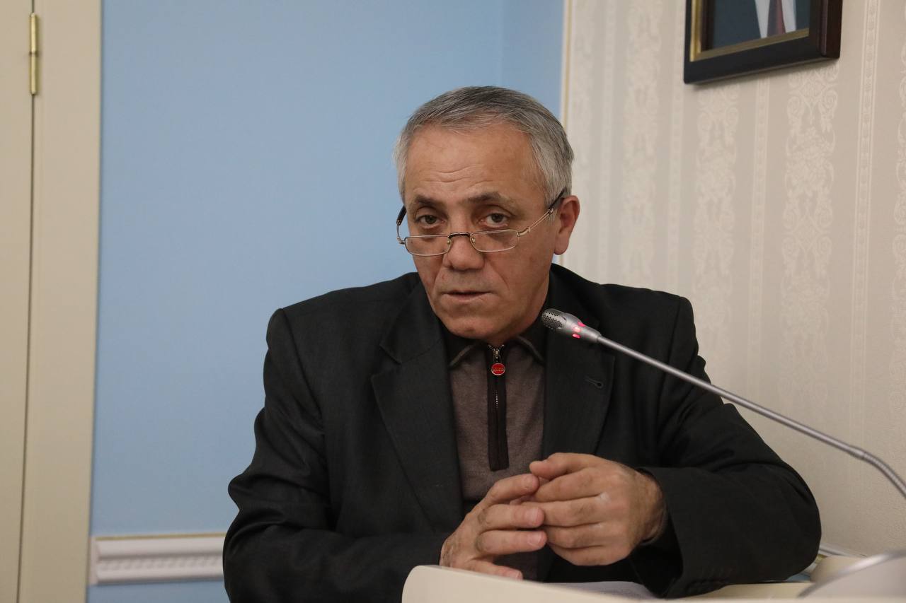 Абдулмуслим Абдулмуслимов провел экстренное заседание комиссии по чрезвычайным ситуациям в Махачкале
