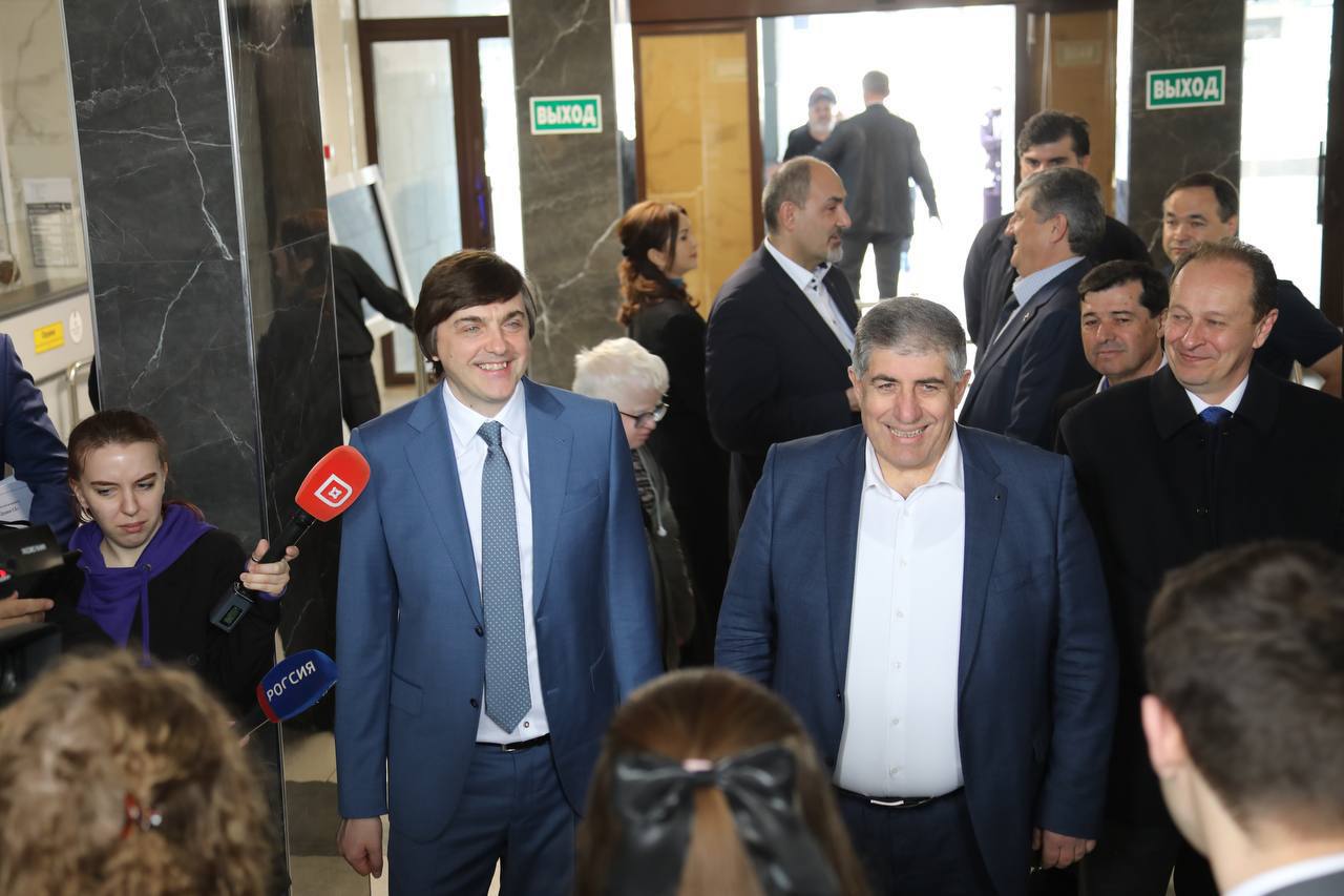 Сергей Кравцов посетил Дагестанский государственный педагогический университет имени Р. Гамзатова