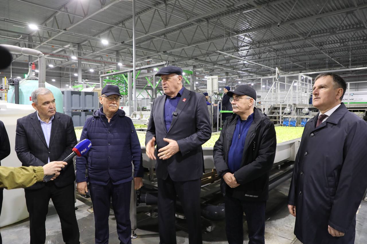 Суперсовременное плодохранилище на 12,5 тыс.тонн успешно работает в Сулейман-Стальском районе