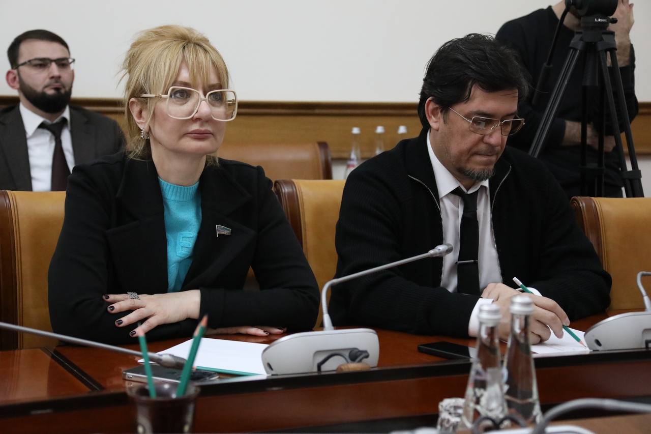 Абдулмуслим Абдулмуслимов провел заседание оргкомитета по подготовке к Российской выставке овец и коз