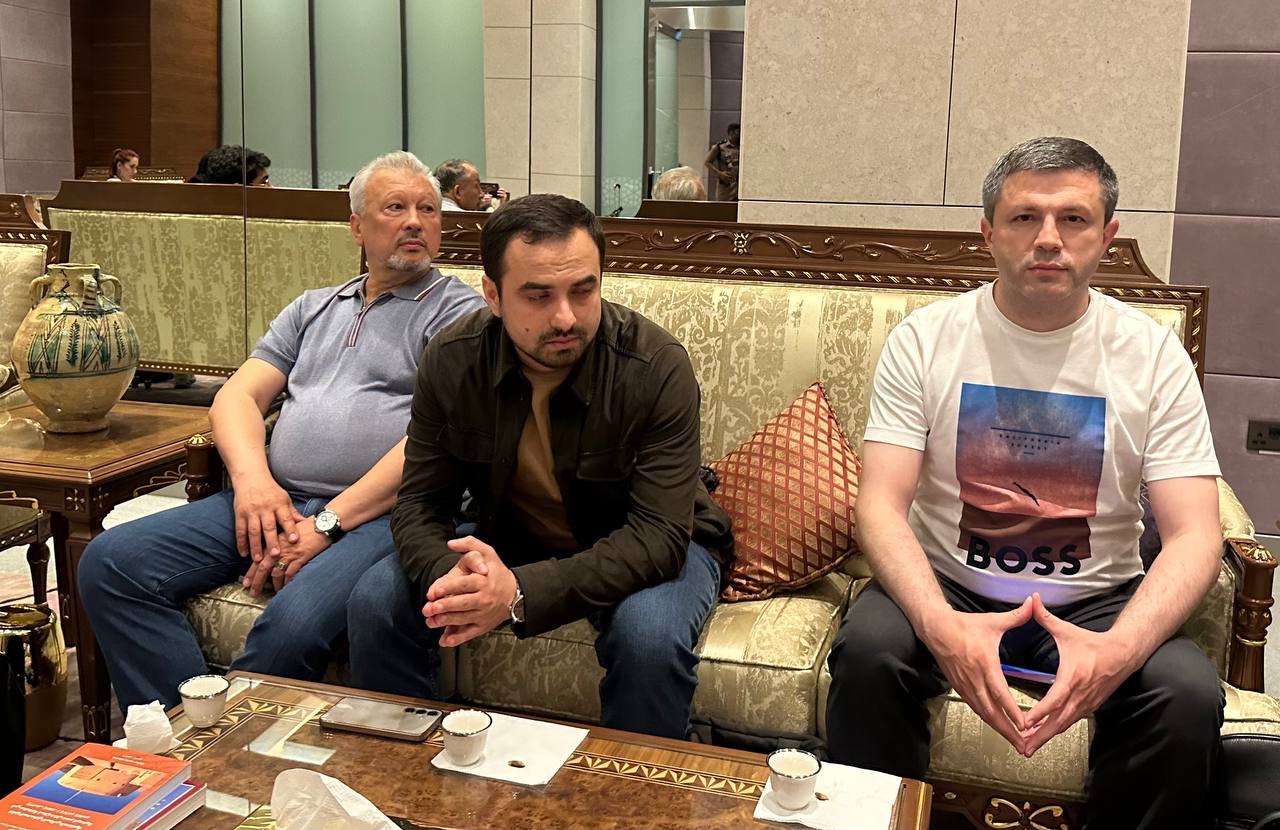 Премьер Дагестана прибыл в Оман с официальным визитом