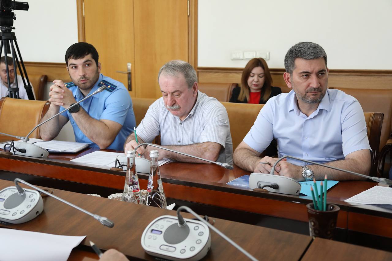 В Дагестане продолжается работа по снижению уровня теневой занятости