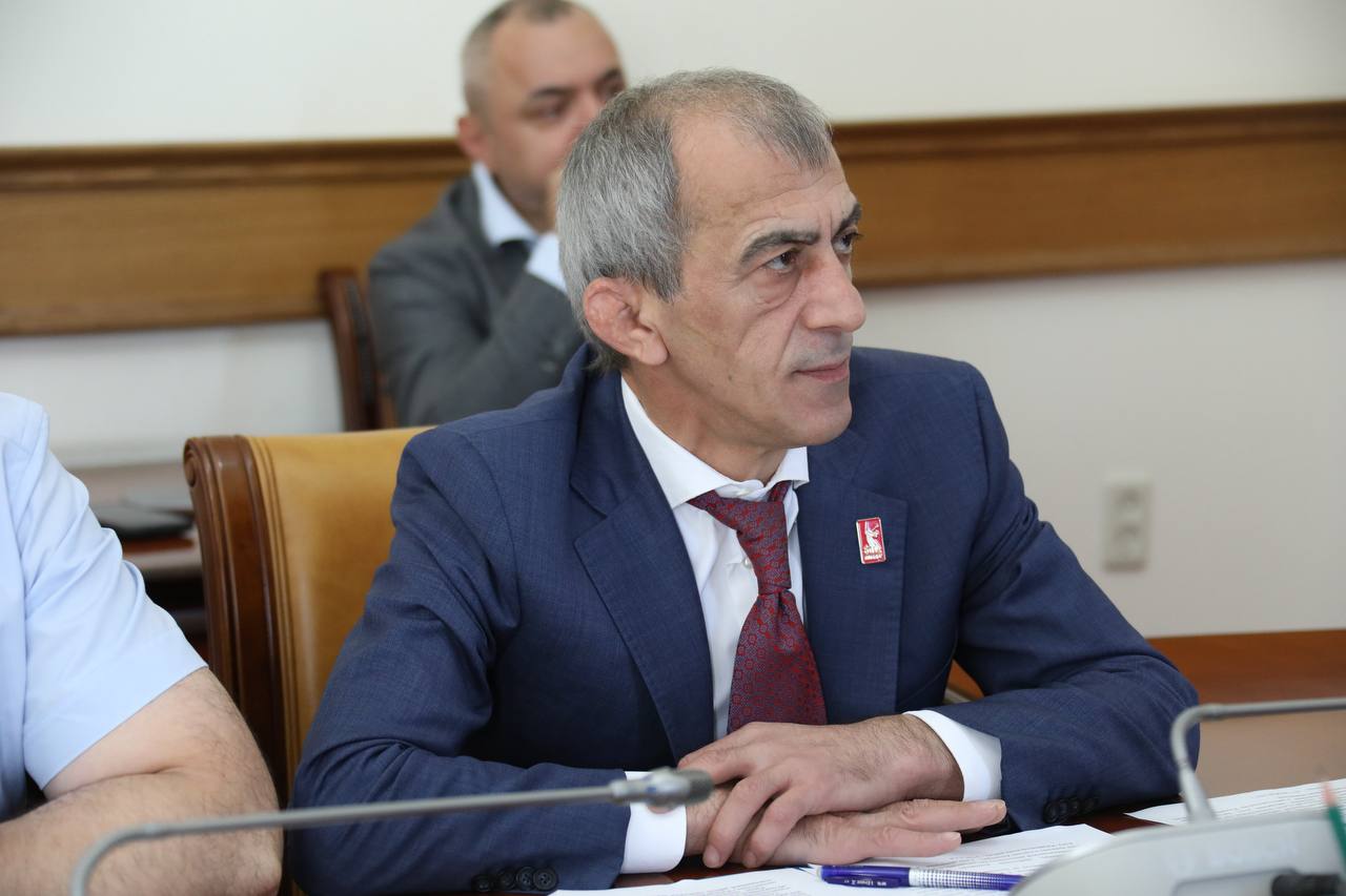 В Дагестане продолжается работа по снижению уровня теневой занятости