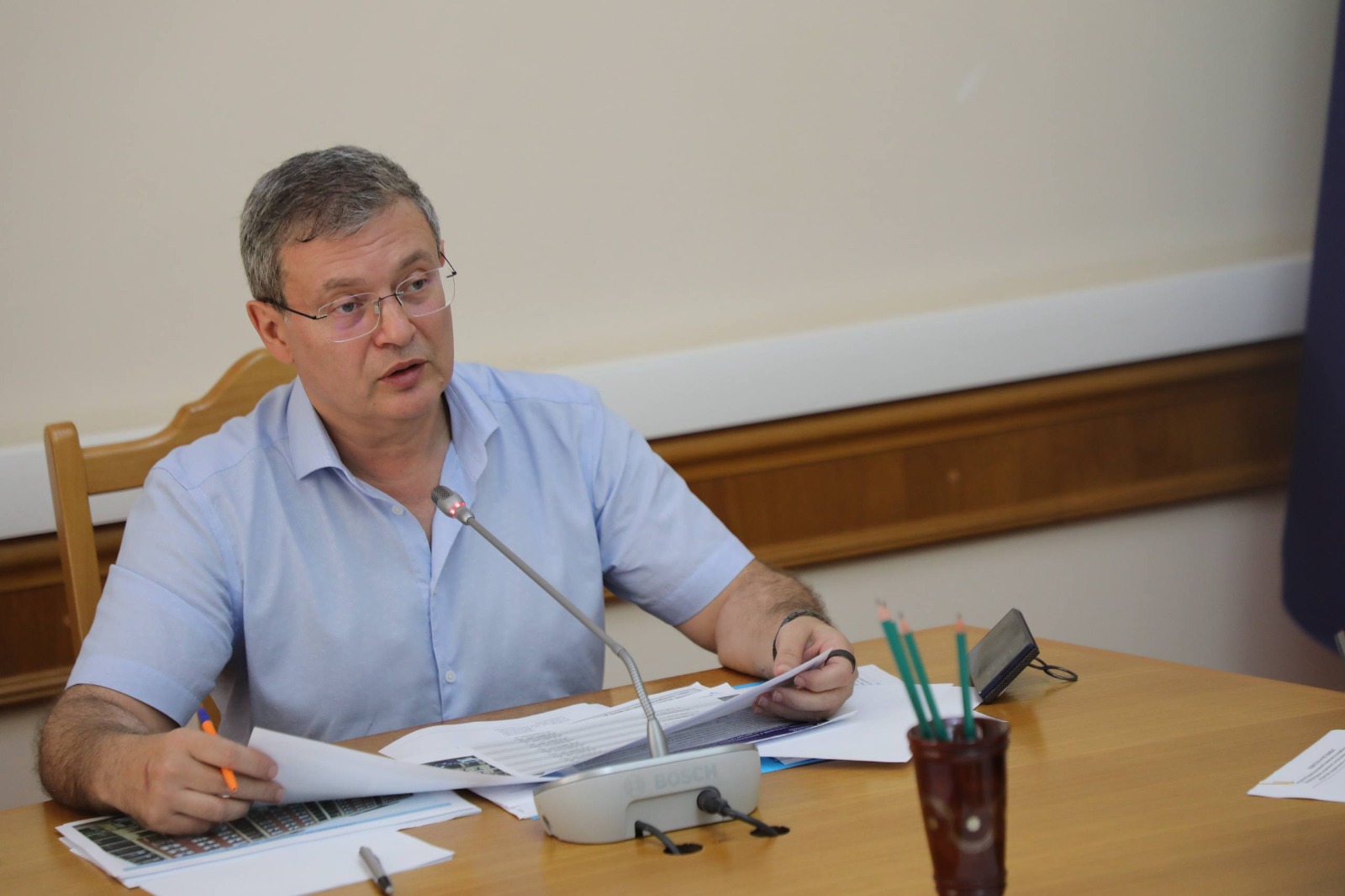 В Правительстве Дагестана обсудили меры по борьбе с незаконным строительством