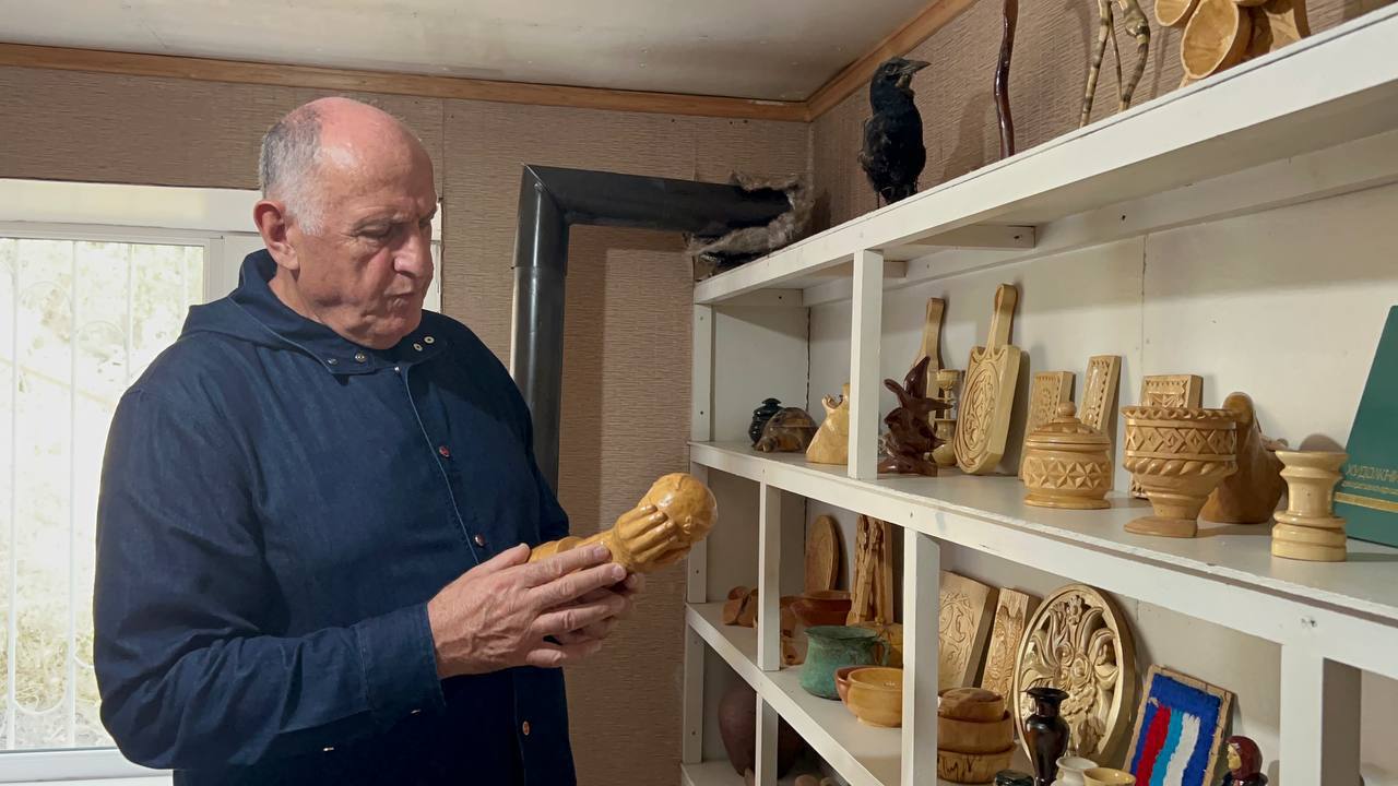 Абдулмуслим Абдулмуслимов посетил ряд социальных объектов в Бежтинском участке