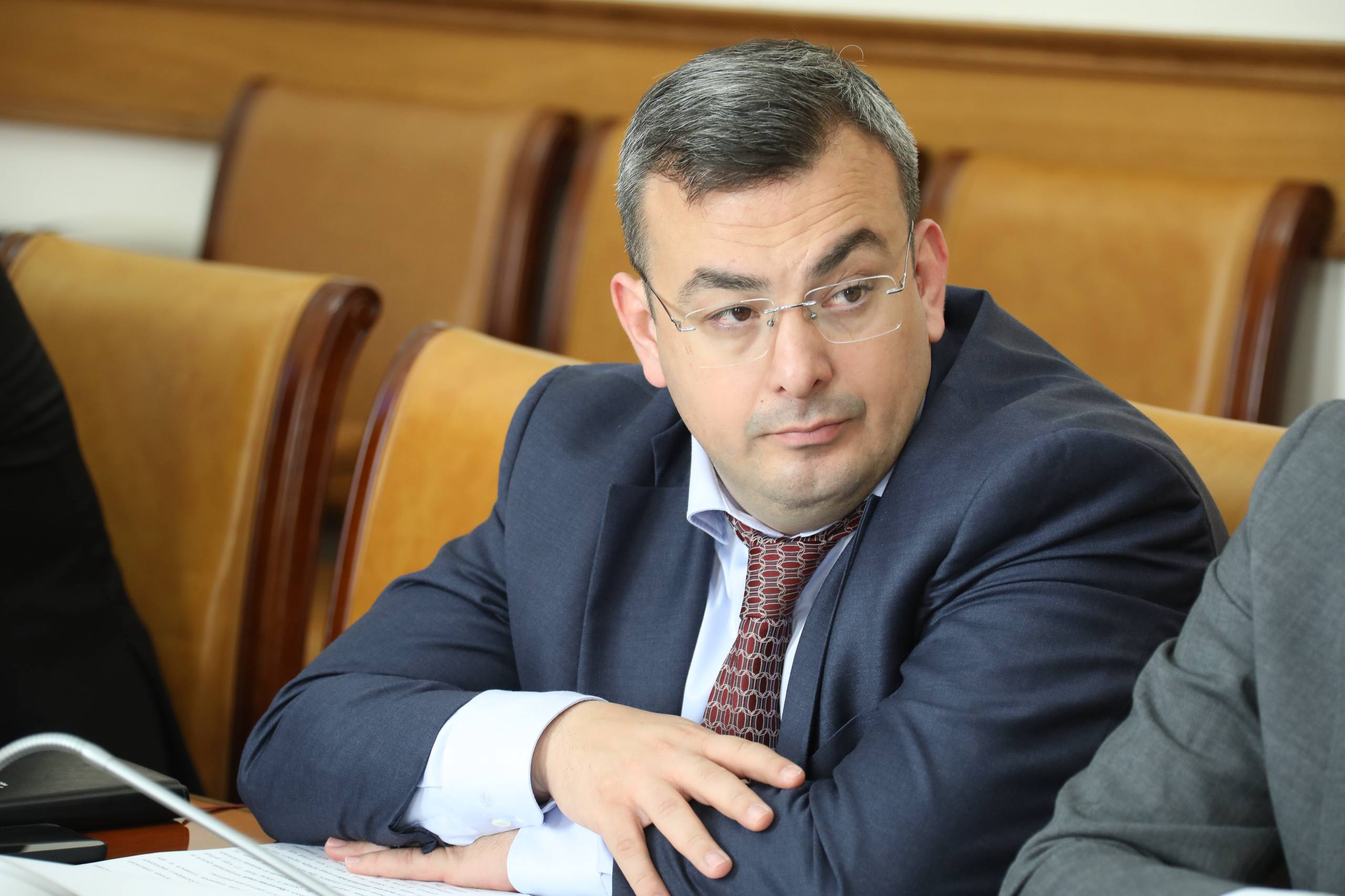 Абдулмуслим Абдулмуслимов провел заседание президиума Совета при Главе РД по стратегическому развитию и проектной деятельности
