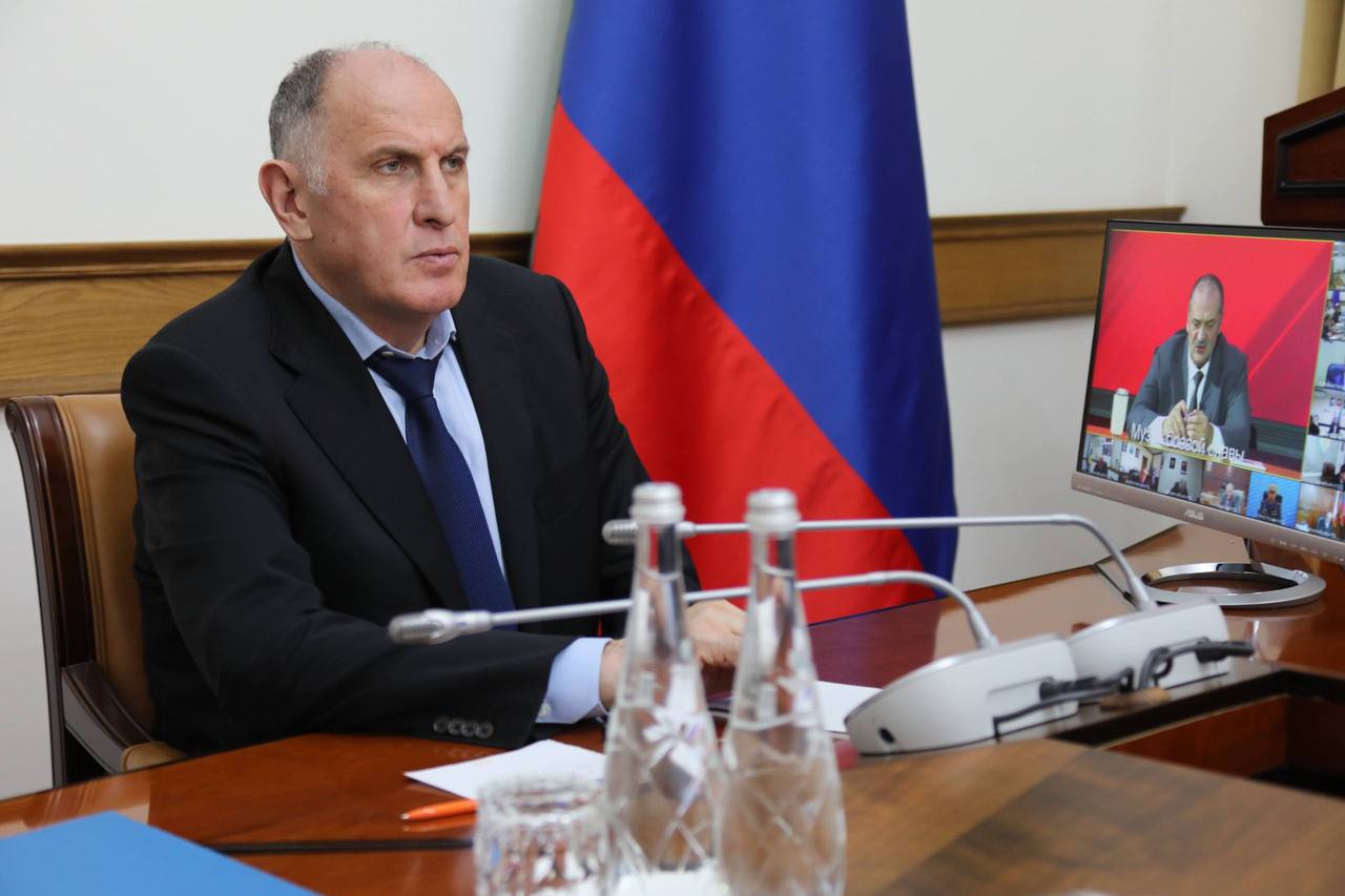 Абдулмуслим Абдулмуслимов: «Правительство сформирует план реализации поручений Главы Дагестана по итогам прямой линии»