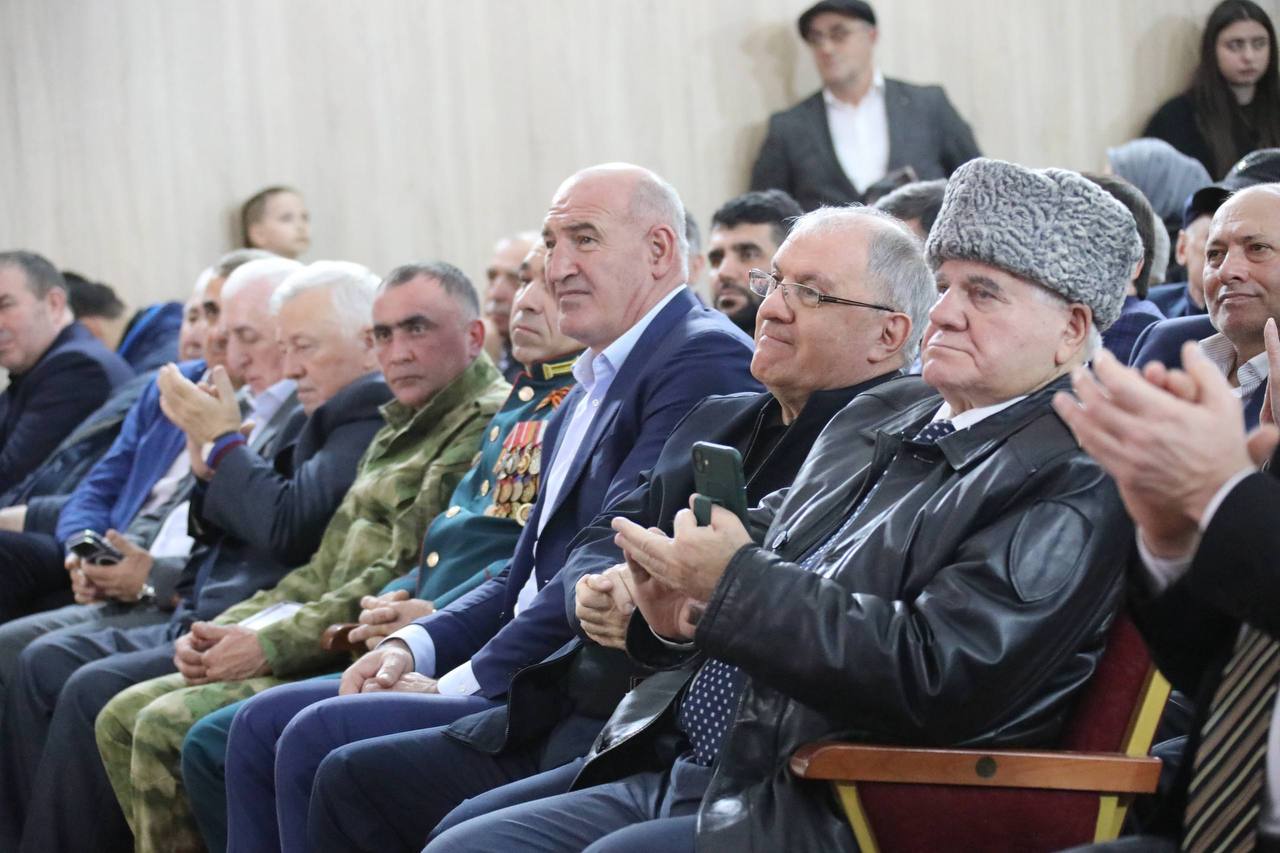 Абдулмуслим Абдулмуслимов принял участие в праздновании 95-летия со дня образования Казбековского района