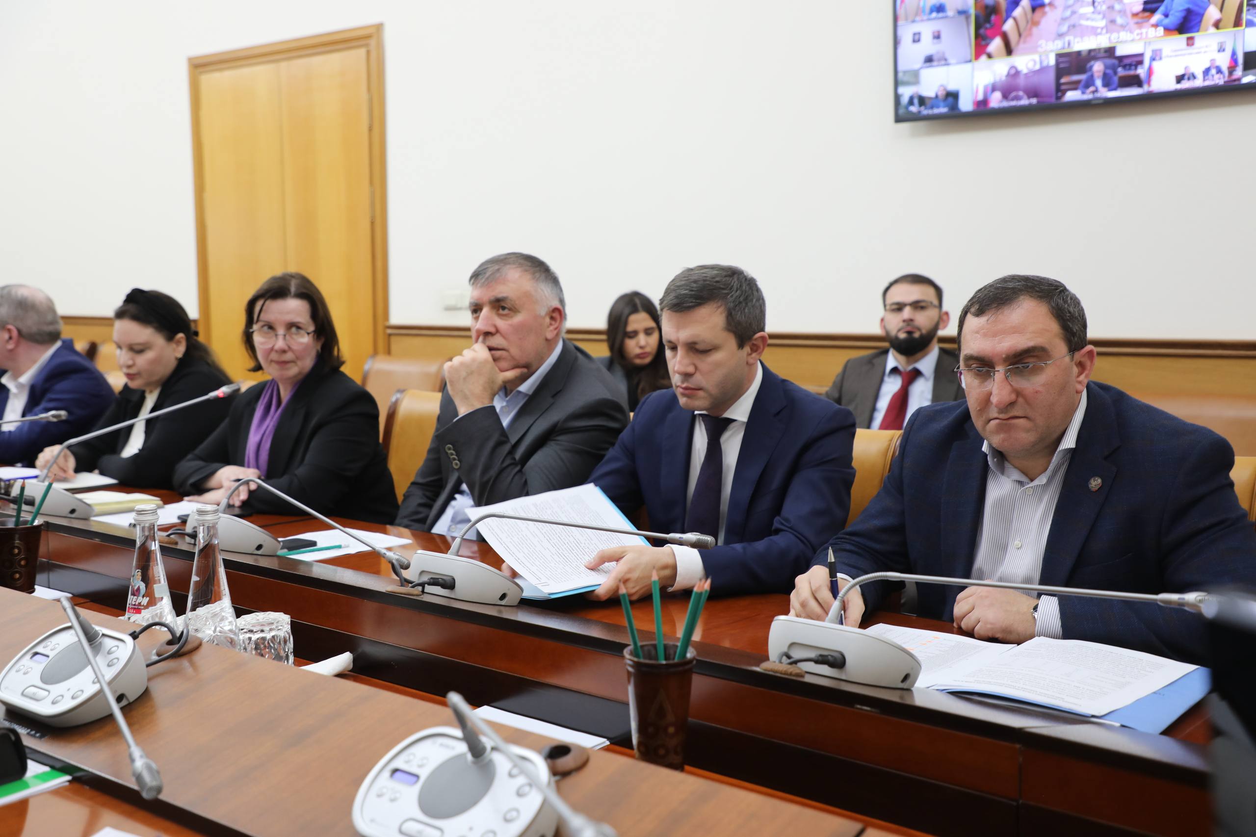 Абдулмуслим Абдулмуслимов обозначил задачи по обеспечению продовольственной безопасности