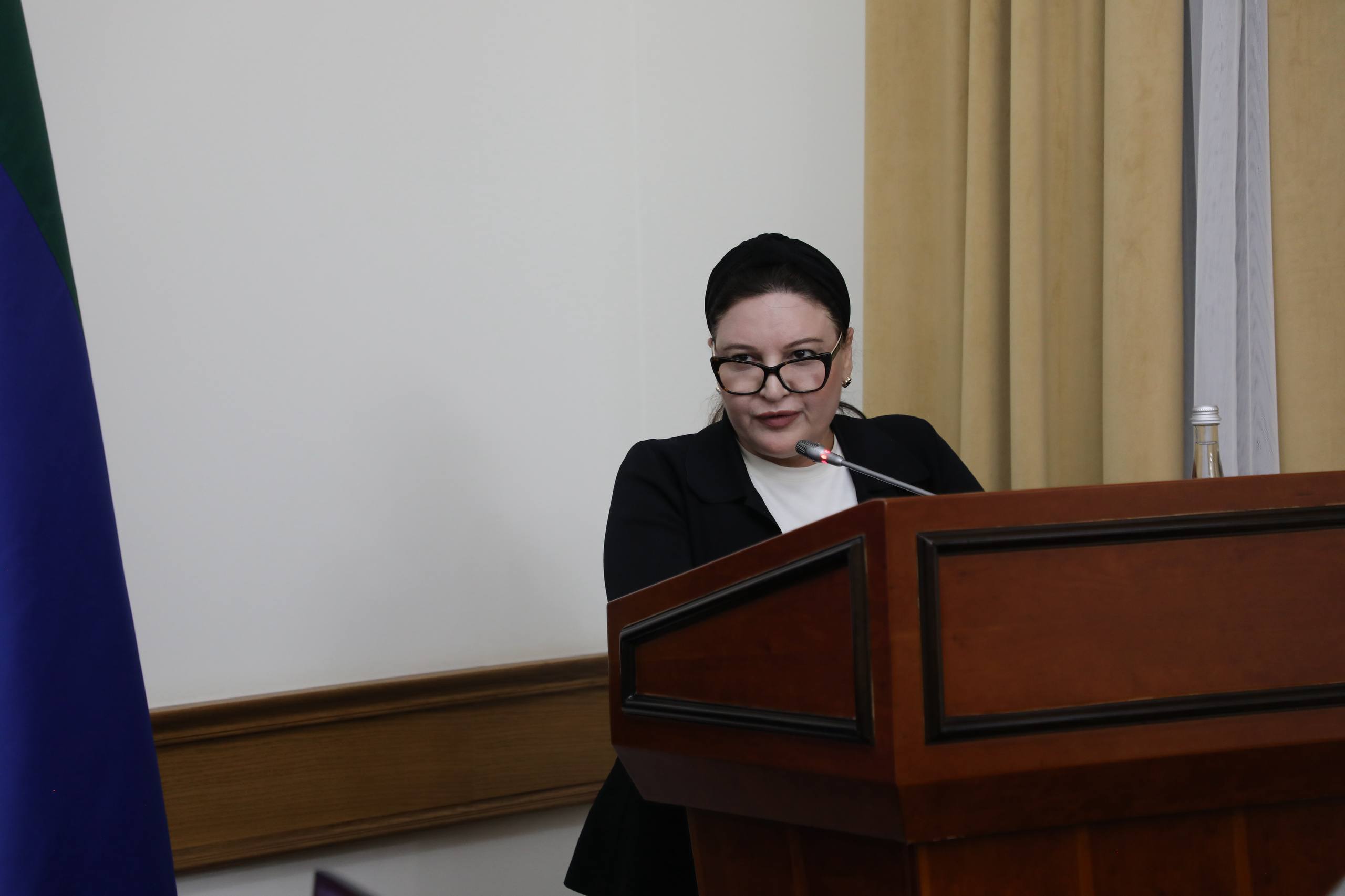 Абдулмуслим Абдулмуслимов подвел итоги работы Комиссии по борьбе с незаконным оборотом продукции за 2025 год