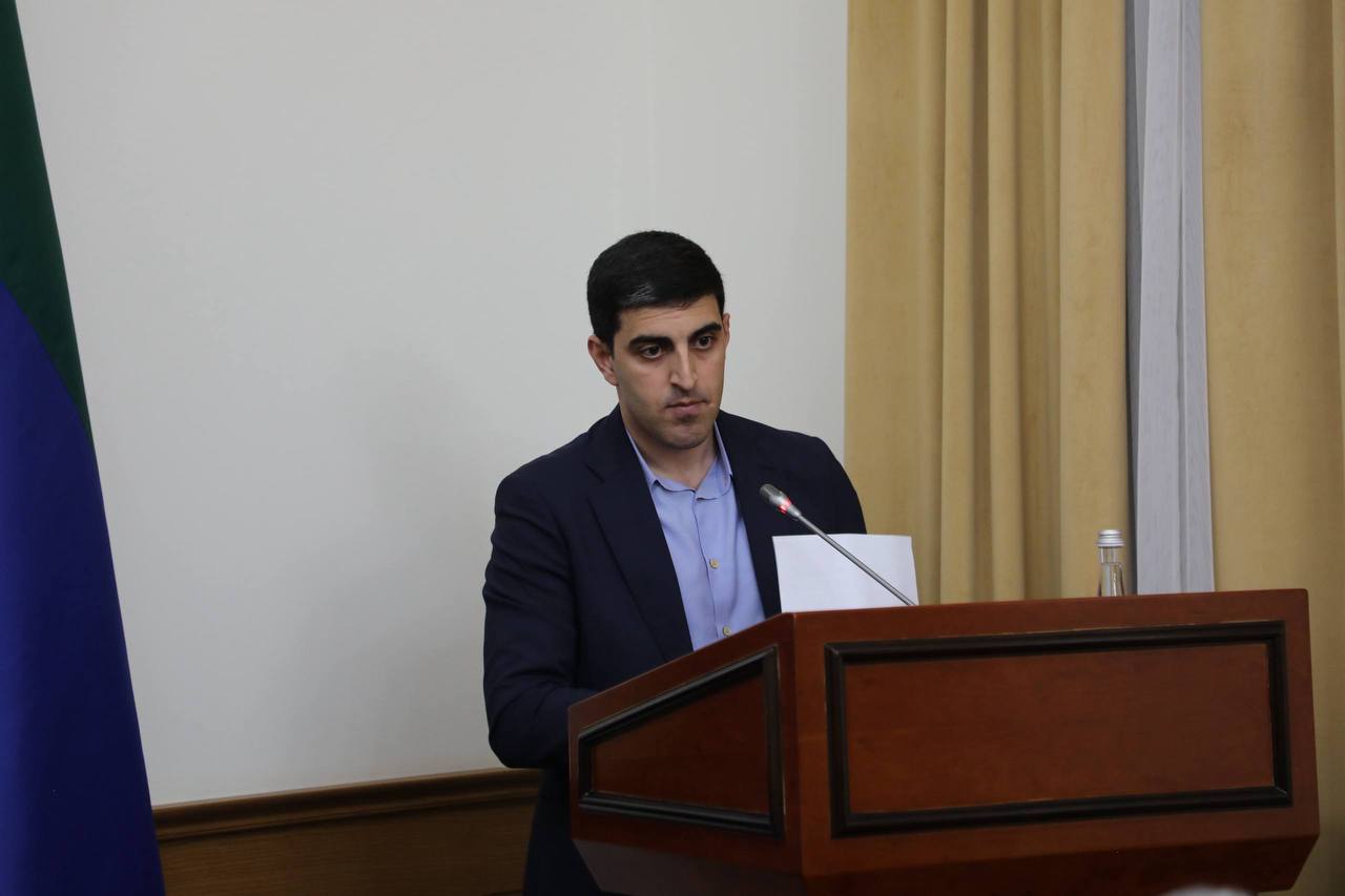 Абдулмуслим Абдулмуслимов подвел итоги работы Комиссии по борьбе с незаконным оборотом продукции за 2025 год