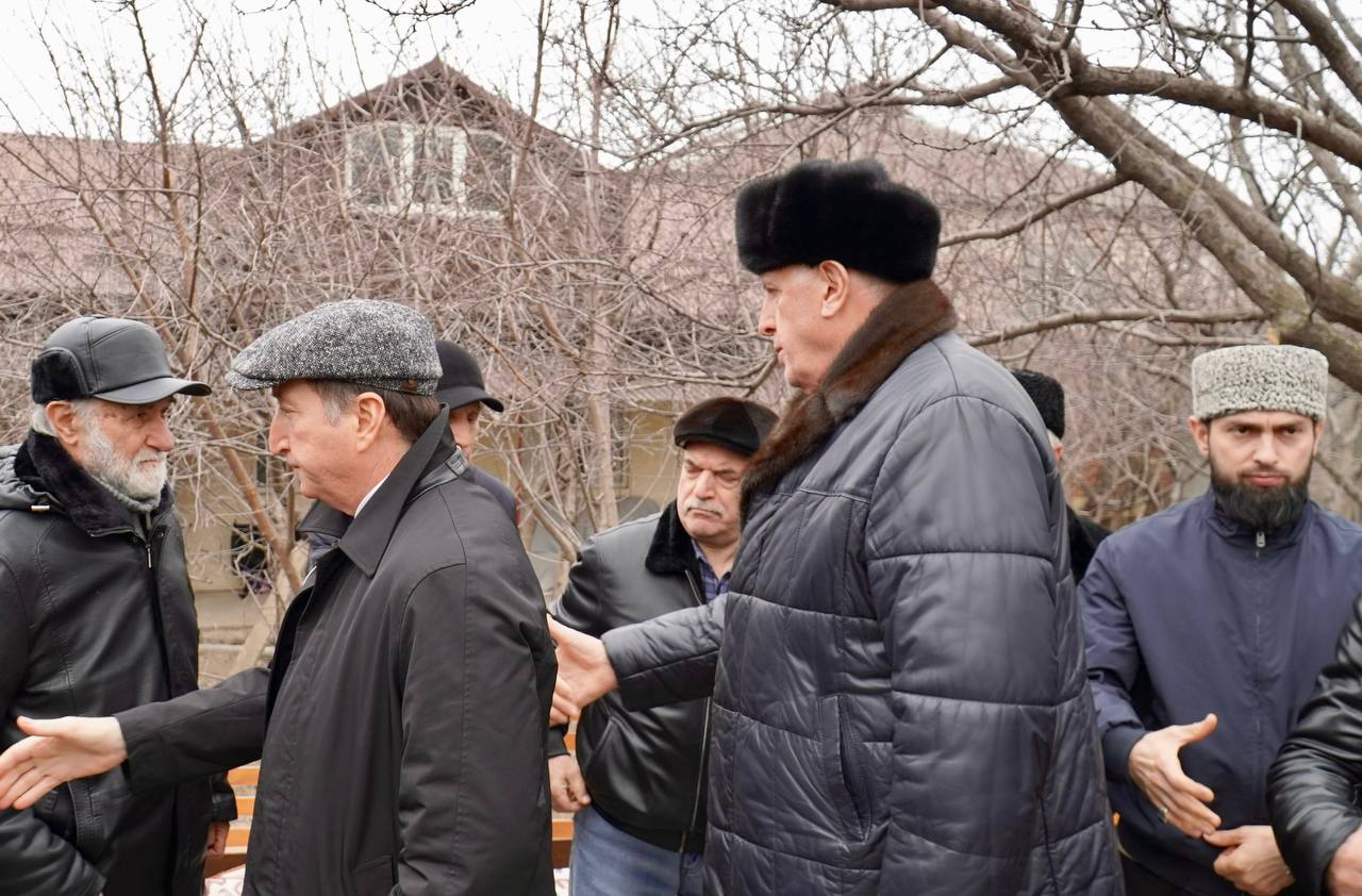 Абдулмуслим Абдулмуслимов и Заур Аскендеров посетили семью Ибрагим-Паши Садыкова