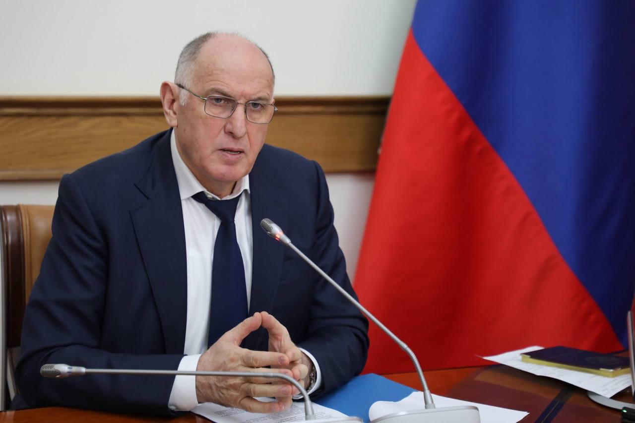 Премьер Дагестана поручил переформатировать работу по лицензированию УК
