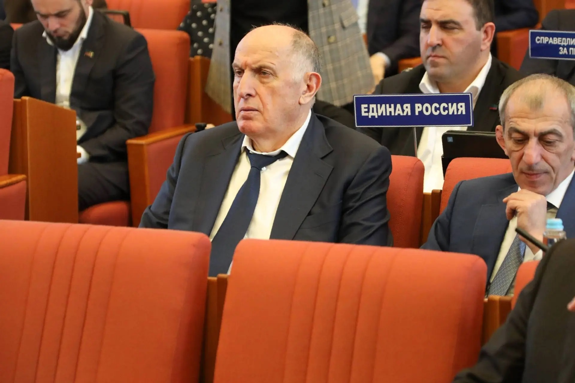 Абдурашид Магомедов представил депутатам итоги работы МВД по Дагестану за 2025 год