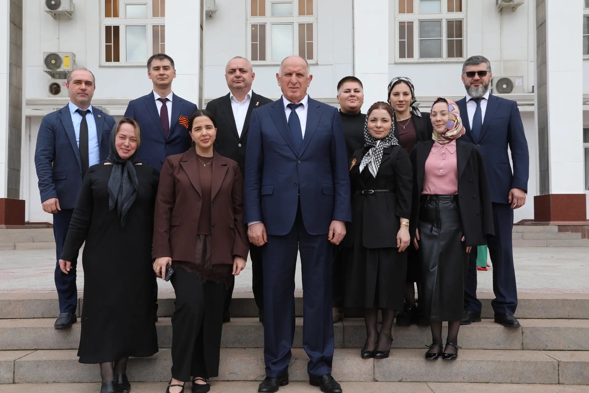 Абдулмуслим Абдулмуслимов попрощался с коллективом Правительства Дагестана