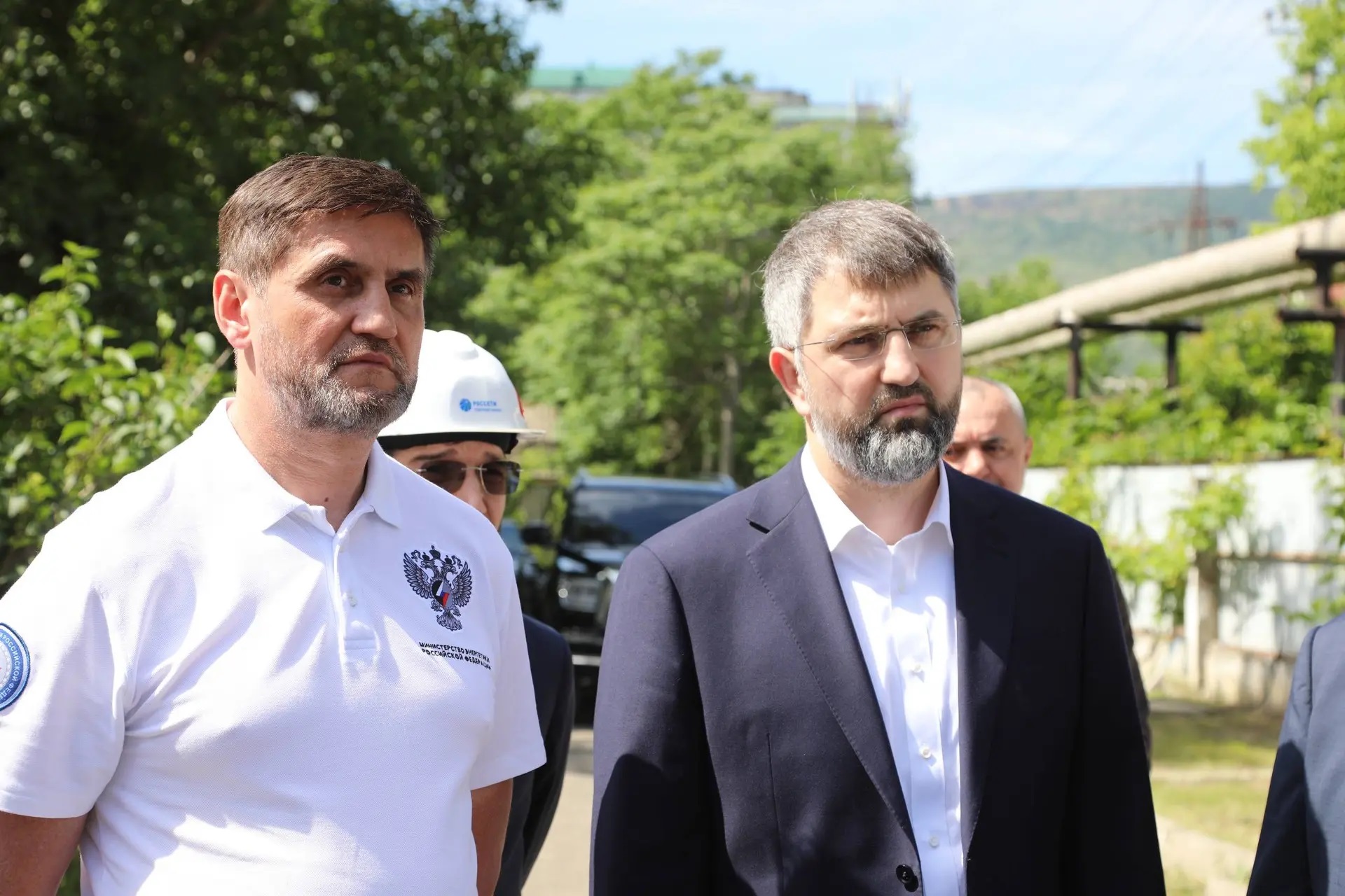Петр Конюшенко и Магомед Рамазанов осмотрели состояние подстанции «Новая» в Махачкале