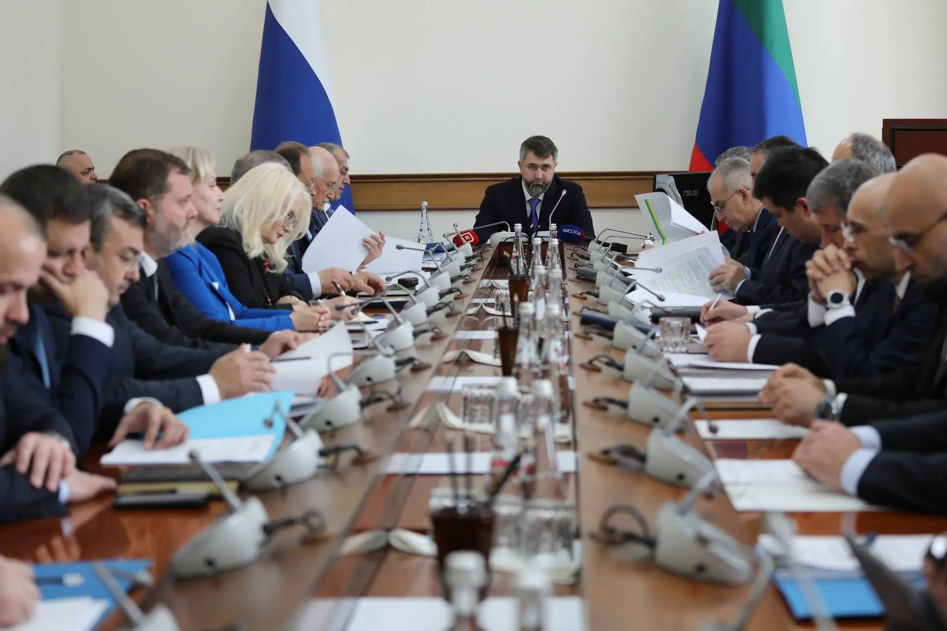 Магомед Рамазанов провел заседание президиума Совета при Главе РД по стратегическому развитию и проектной деятельности