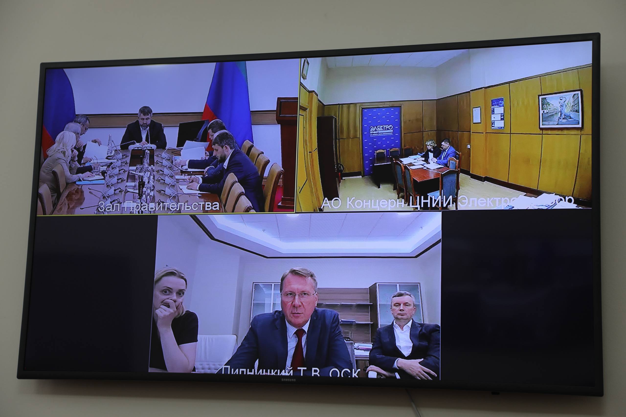 Магомед Рамазанов провел встречи с руководством промышленных предприятий Дагестана