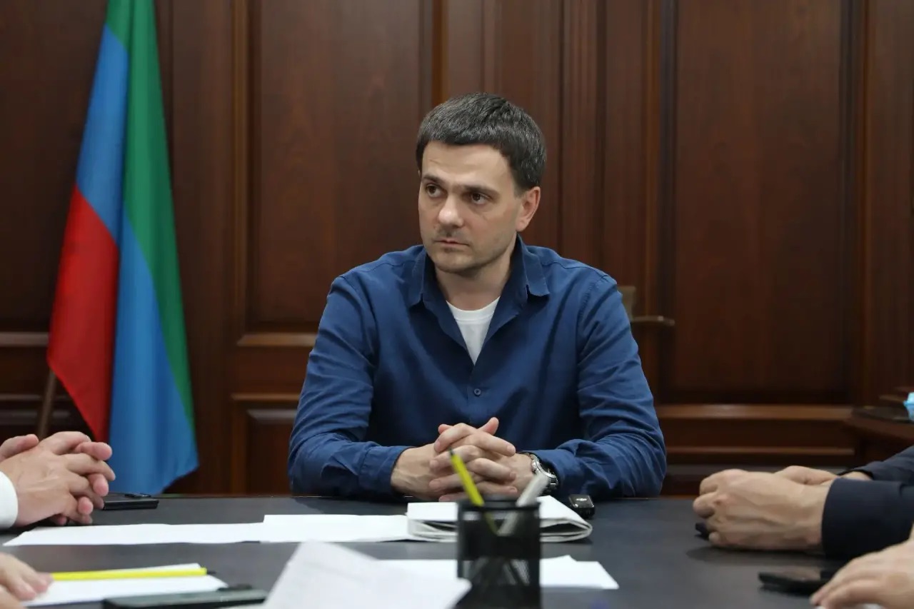 Валентин Клок проверил ход ликвидации последствий ЧС в Магарамкентском районе и Дагестанских Огнях