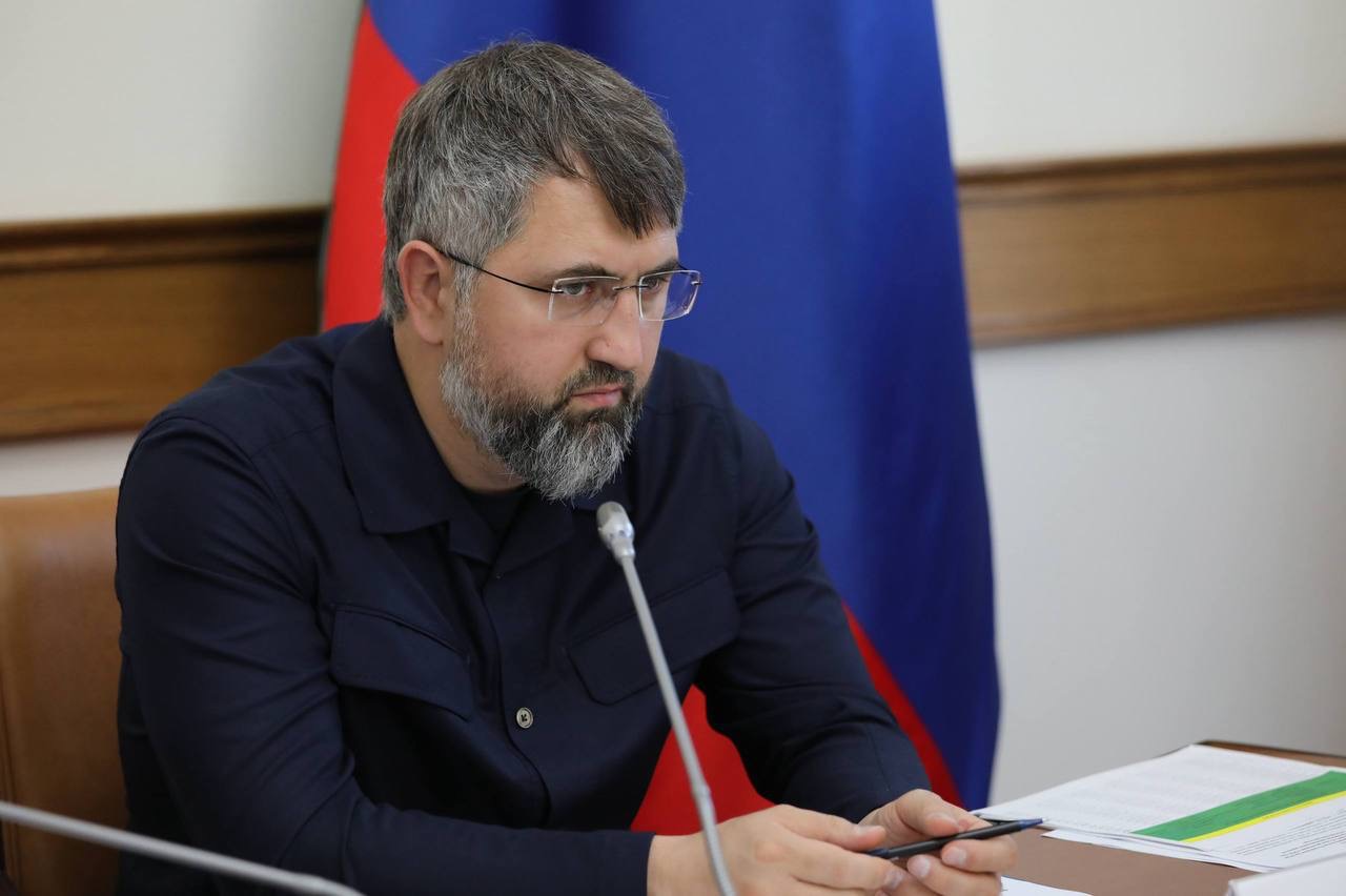 Магомед Рамазанов и Владимир Надыкто обсудили ход реализации нацпроектов в Дагестане