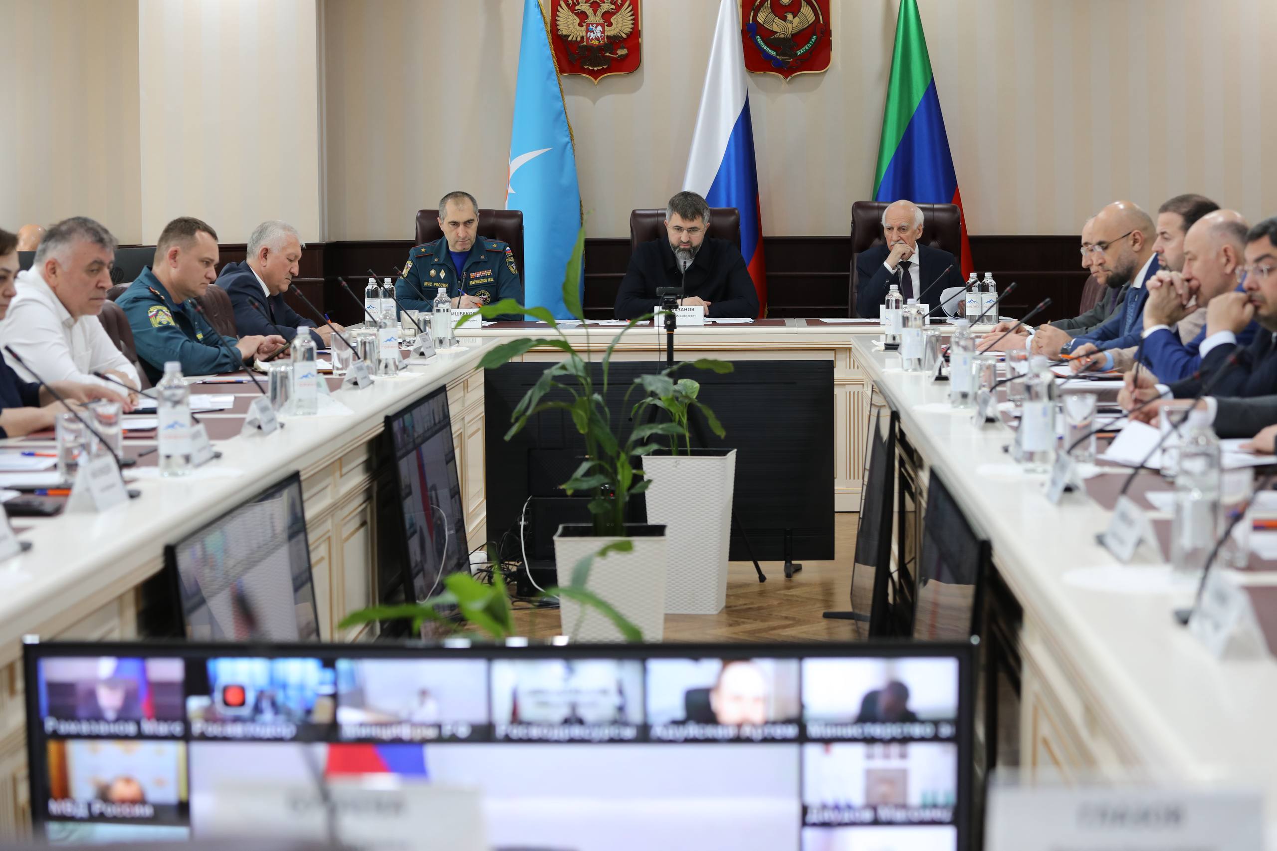 Магомед Рамазанов принял участие в заседании правкомиссии РФ по ликвидации последствий паводков