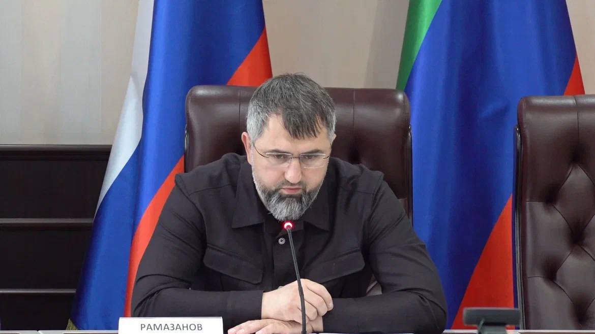 Магомед Рамазанов: «Первые 68 жилищных сертификатов получили жители Хасавюртовского и Дербентского районов»