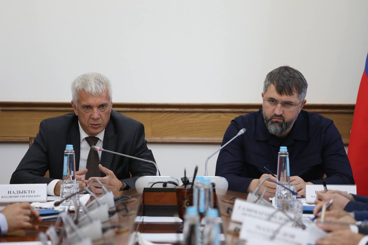 Магомед Рамазанов и Владимир Надыкто обсудили ход реализации нацпроектов в Дагестане