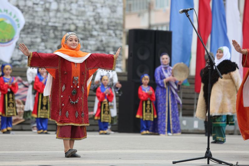 Гала-концерт VI Международного фестиваля традиционной народной культуры «Цамаури» состоялся в Махачкале