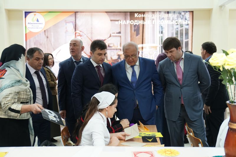 Чемпионат профессионального мастерства для лиц с ограниченными возможностями стартовал в Дагестане