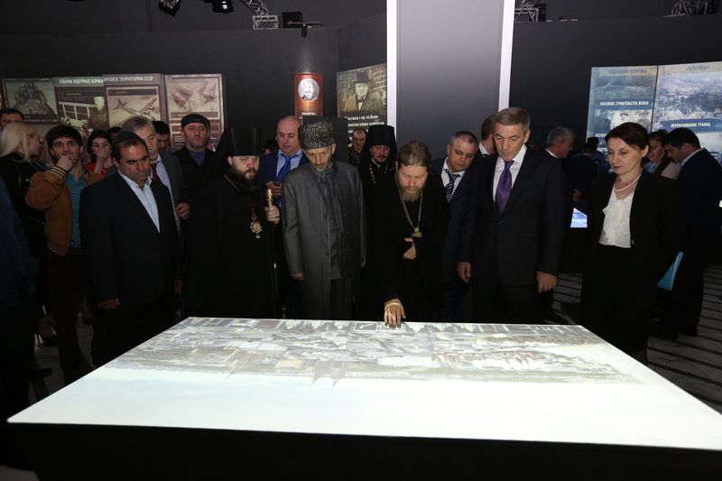 Абдусамад Гамидов торжественно открыл исторический парк «Россия - моя история»