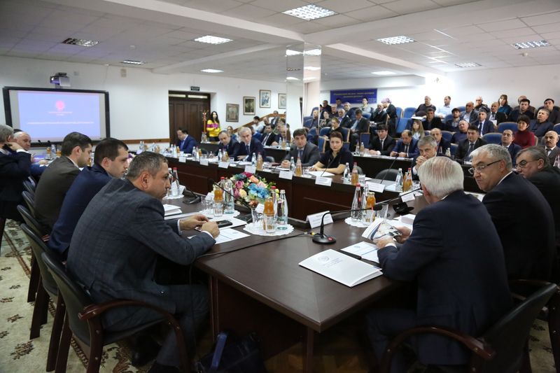 В УФНС России по РД обсудили результаты правоприменительной практики и контрольно-надзорной деятельности налоговых органов