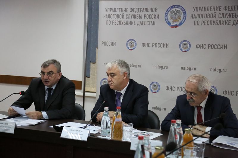 В УФНС России по РД обсудили результаты правоприменительной практики и контрольно-надзорной деятельности налоговых органов
