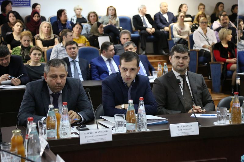 В УФНС России по РД обсудили результаты правоприменительной практики и контрольно-надзорной деятельности налоговых органов