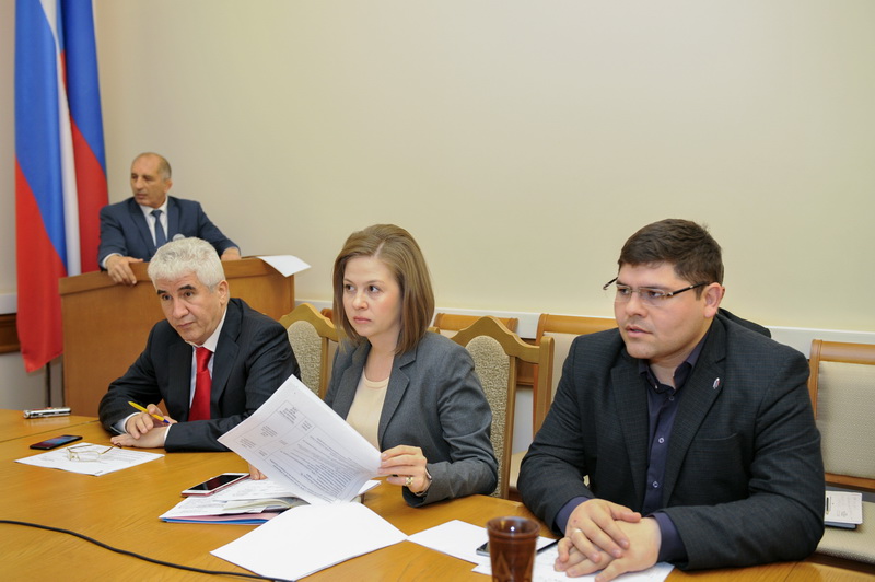 В Правительстве Дагестана обсудили вопросы проведения в 2018 году Чемпионата Европы по борьбе