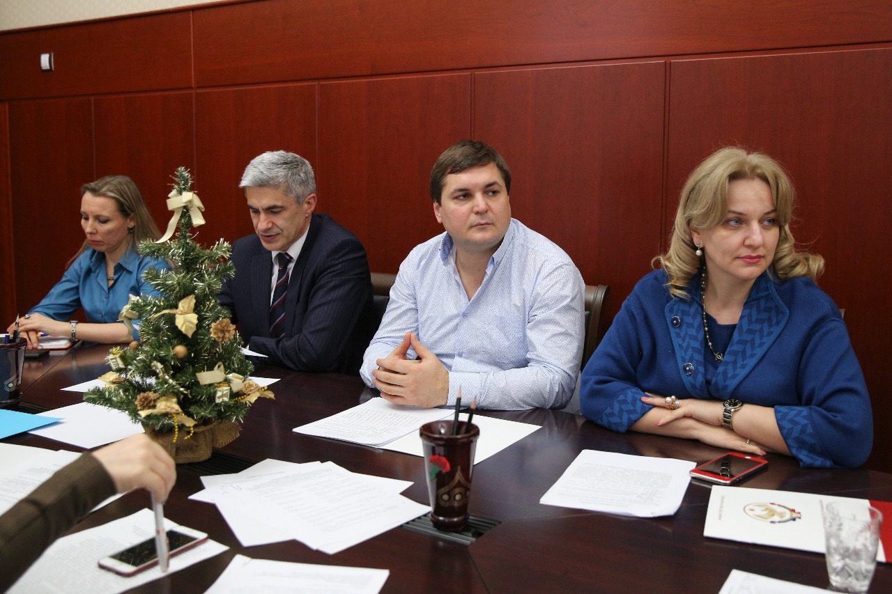 В Правительстве обсудили подготовку к празднованию Нового 2018 года