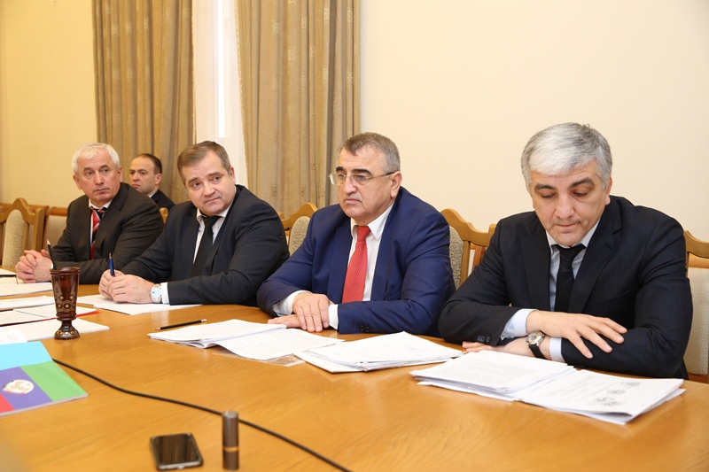 Газификация республики и вопросы предотвращения нарушения охранных зон обсуждены в Правительстве Дагестана