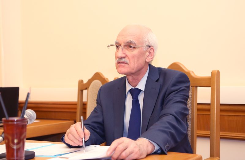 Рамазан Джафаров провел заседание Антинаркотической комиссии в РД