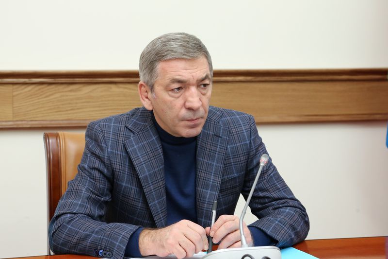 Вопросы функционирования объектов жизнеобеспечения в выходные и праздничные дни обсудили в Правительстве РД