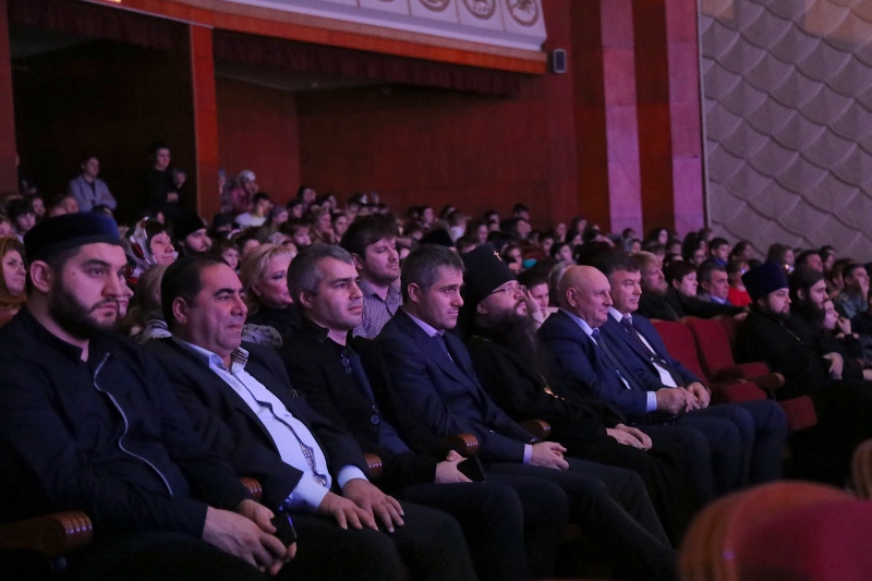 Рождественская архиерейская елка состоялась в Махачкале