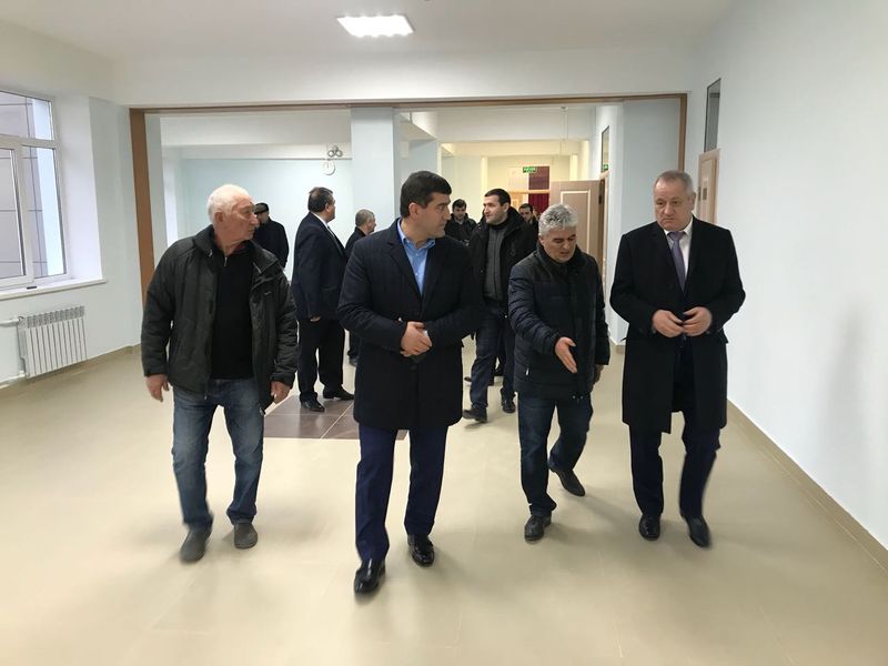 Рамазан Алиев проверил готовность к открытию  дополнительного корпуса школы № 10 в Махачкале