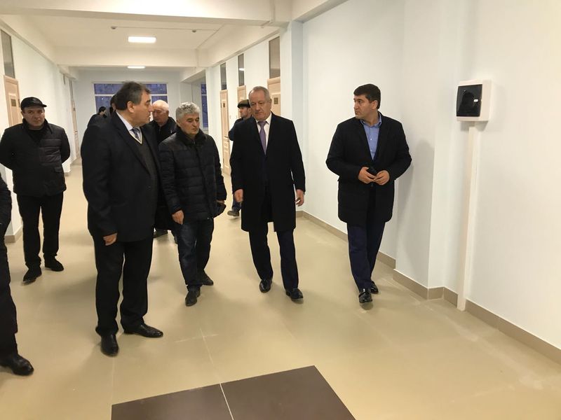 Рамазан Алиев проверил готовность к открытию  дополнительного корпуса школы № 10 в Махачкале