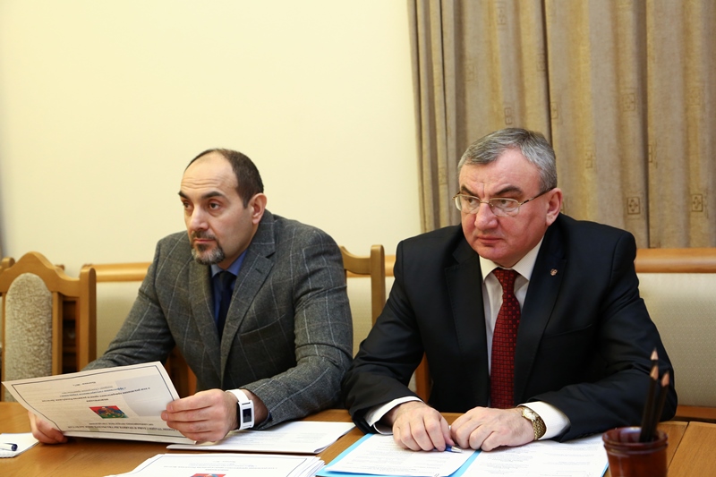 Реализацию приоритетного проекта «Эффективное государственное управление» обсудили в Правительстве Дагестана