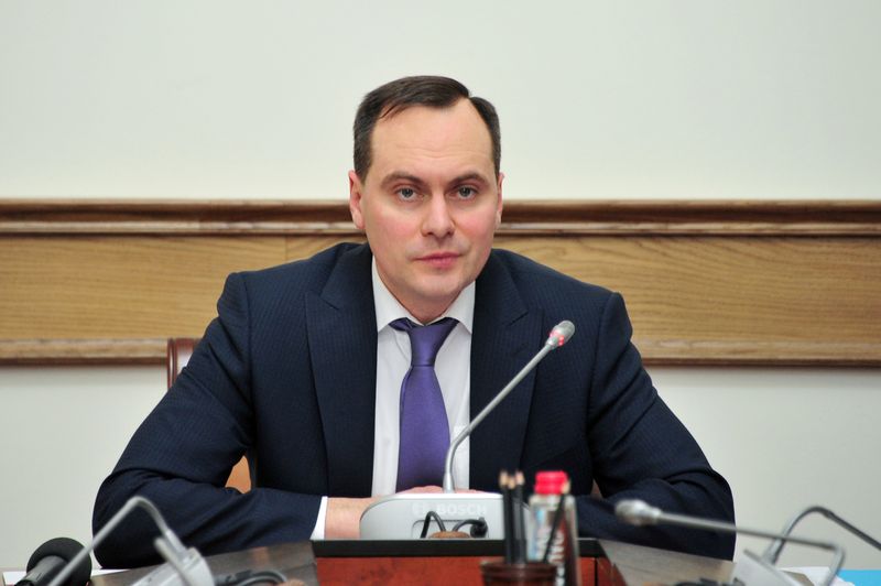 Артём Здунов провел совещание с руководителями органов исполнительной власти Дагестана