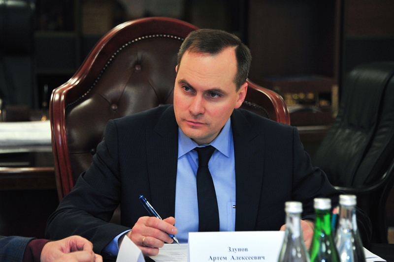 Под руководством Артёма Здунова обсуждены основные задачи Минтрансэнергосвязи Дагестана
