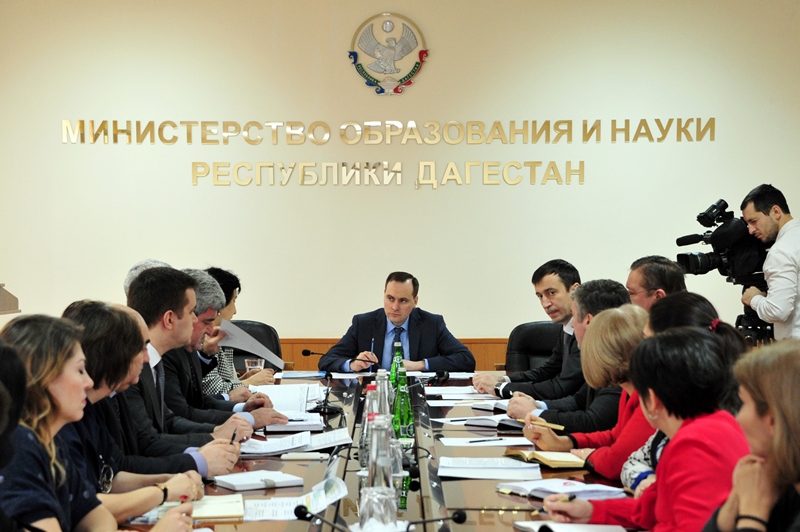 Председатель Правительства Дагестана посетил министерство образования и науки республики